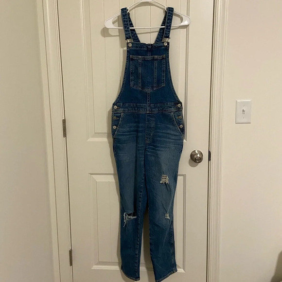 EUC | Old Navy women’s ripped distressed medium wash denim overalls — size 2 - Picture 1 of 10